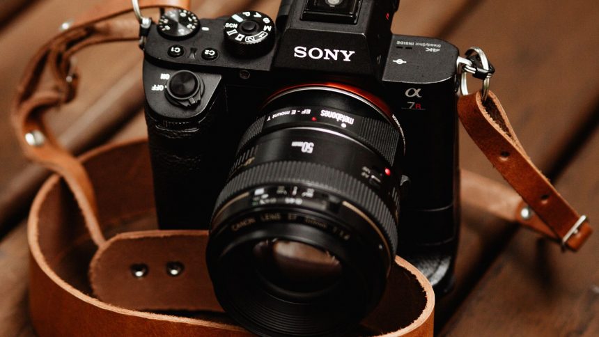 Mirrorless Cameras: A Technological Revolution Reshaping Photography Mirrorless Cameras: A Technological Revolution Reshaping Photography