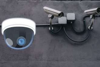 Security Cameras: Enhancing Vigilance while Navigating Privacy Pitfalls Security Cameras: Enhancing Vigilance while Navigating Privacy Pitfalls